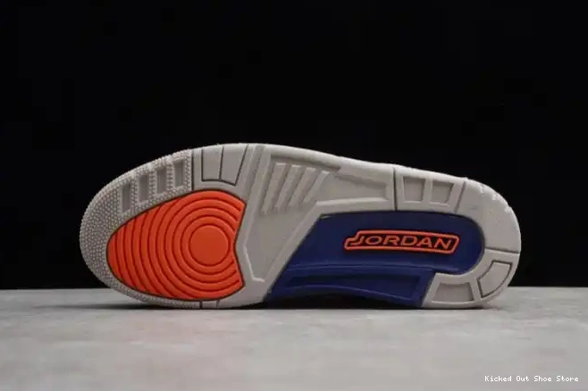 Kicked Out Shoe Store 3 Rivals' Air Jordan 'Knicks Retro 136064-148 0611